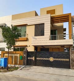 8 Marla Brand New Facing Park House Available For Sale In Bahria Nasheman Lahore