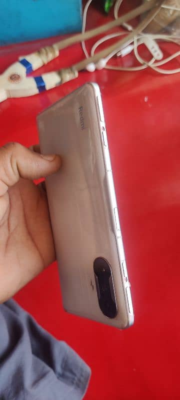 redmi k40 gaming device 10 by 10 condition 5