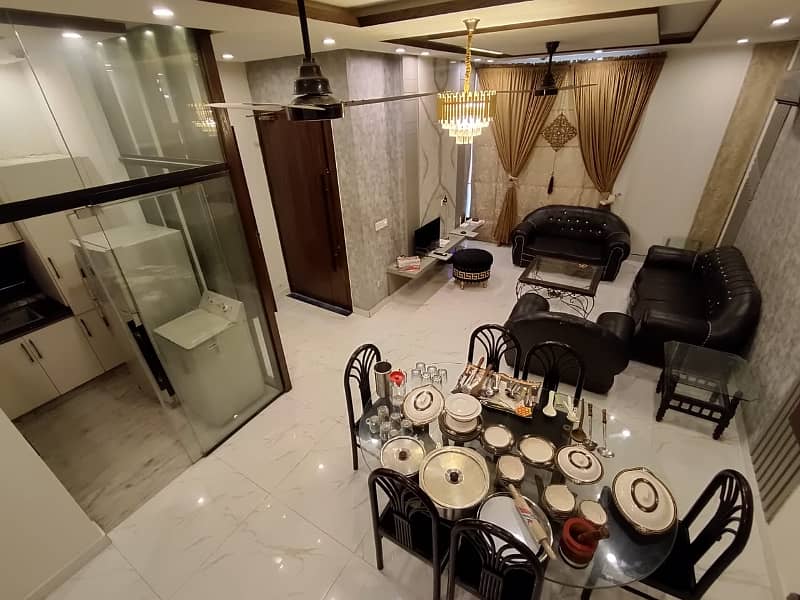 Stylish 5 Marla Fully Furnish House 4 Short Rentals!! Daily Rent 20K. 3