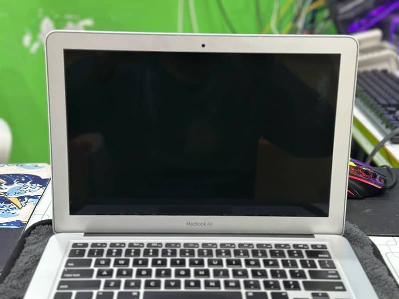 MacBook Air 2017 3