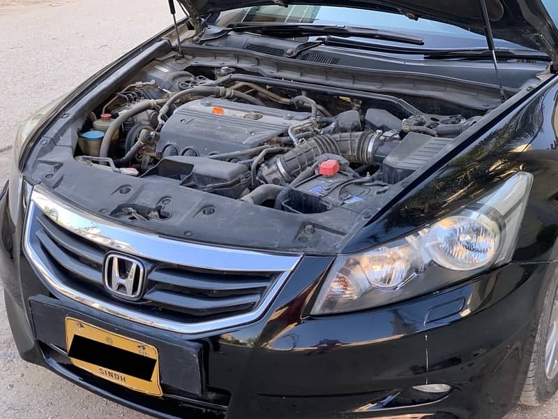 Honda Accord model 2011 Reg 2012 17