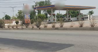 10 Kanal building, Petrol Pump for sale.  400ft Front.  located on Main Sheikhupura faisalabad road.