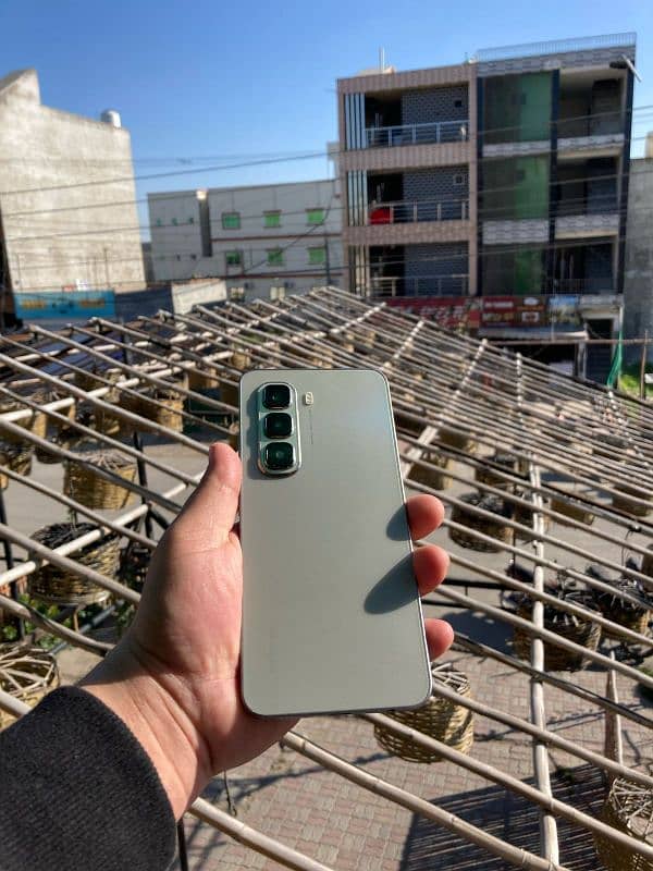 Infinix Hot 50 pro 6