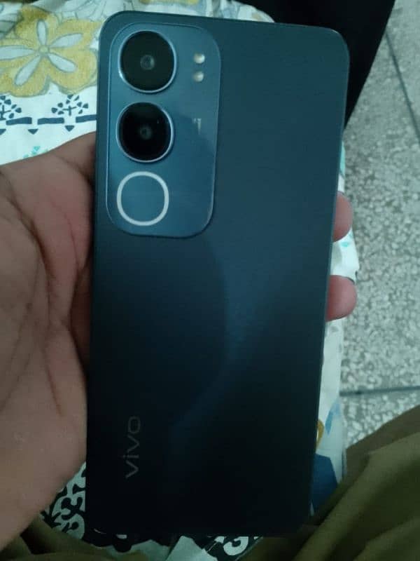 vivo y19s 1