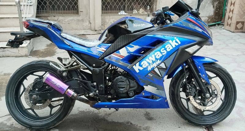 Kawasaki ninja Modle 19 Lahore num 0