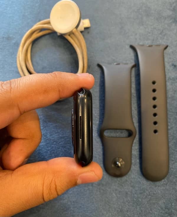 apple watch series 7 gps 45mm nike edition 3