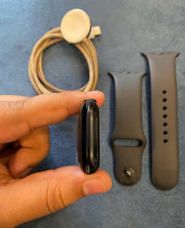 apple watch series 7 gps 45mm nike edition 4