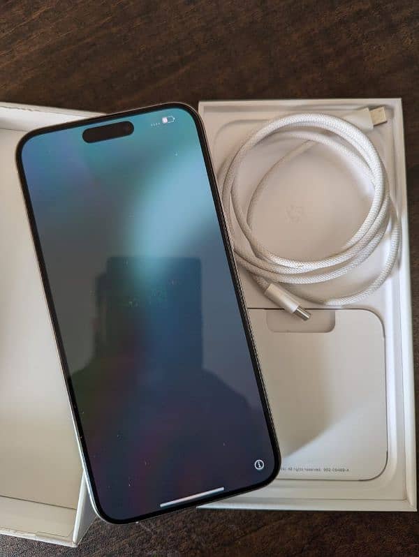 iphone 15 pro MAX 256GB 1