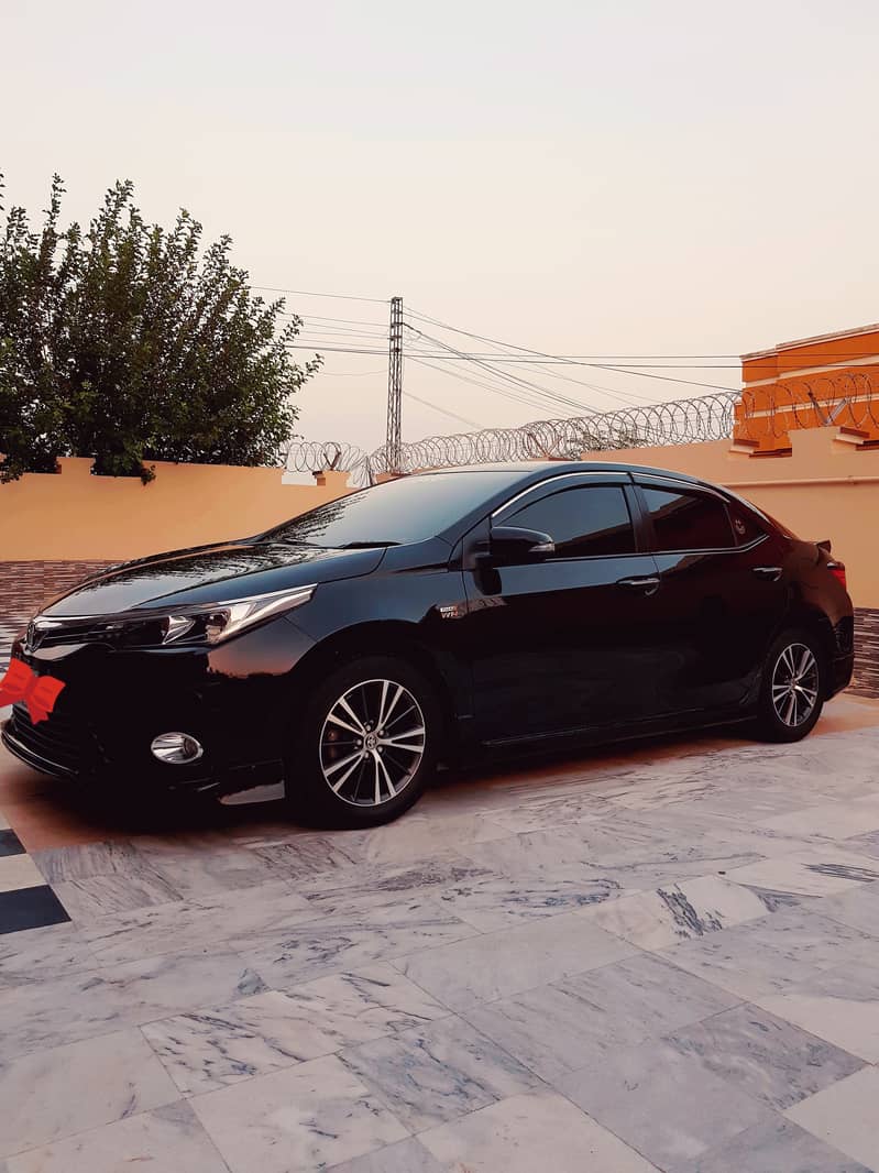 Toyota Corolla Altis 1.6 .  2018 model 2