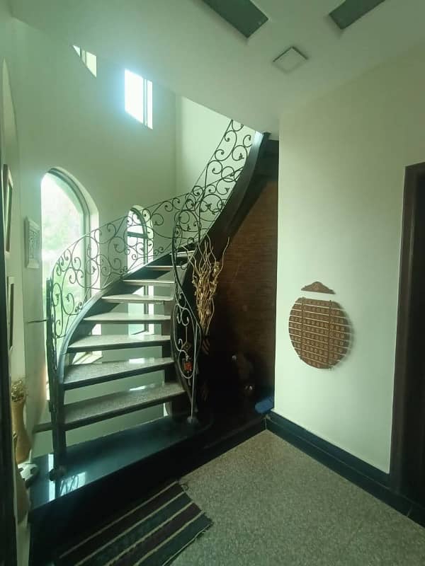 Upper Portion Available For Rent Dha Phase 6 Separate Entrance Original pics 16