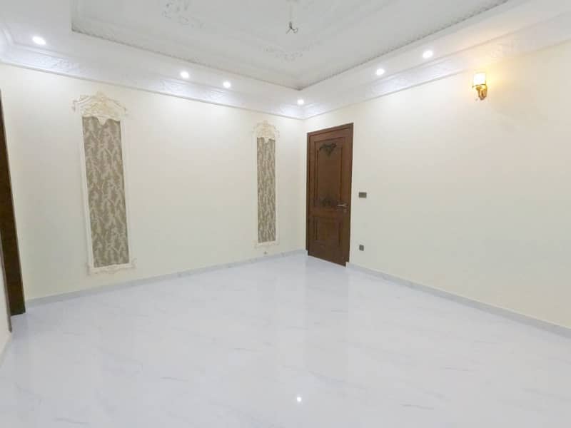 10M SPANISH HOUSE,AT SUPPER HOT LOCATION IN JOHAR TOWN FOR SALE 23