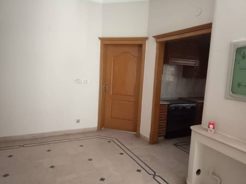 5 Marla Beautiful House Available for Rent in Z Block Phase 3 DHA Lahore 6