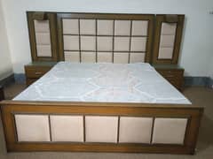 King Size Bed Set With Padding For Sell