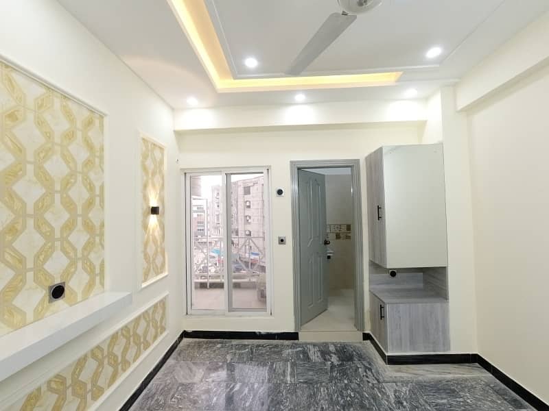 Apartment available in Wall Street Plaza G-15 Markaz on Excellent Location 13