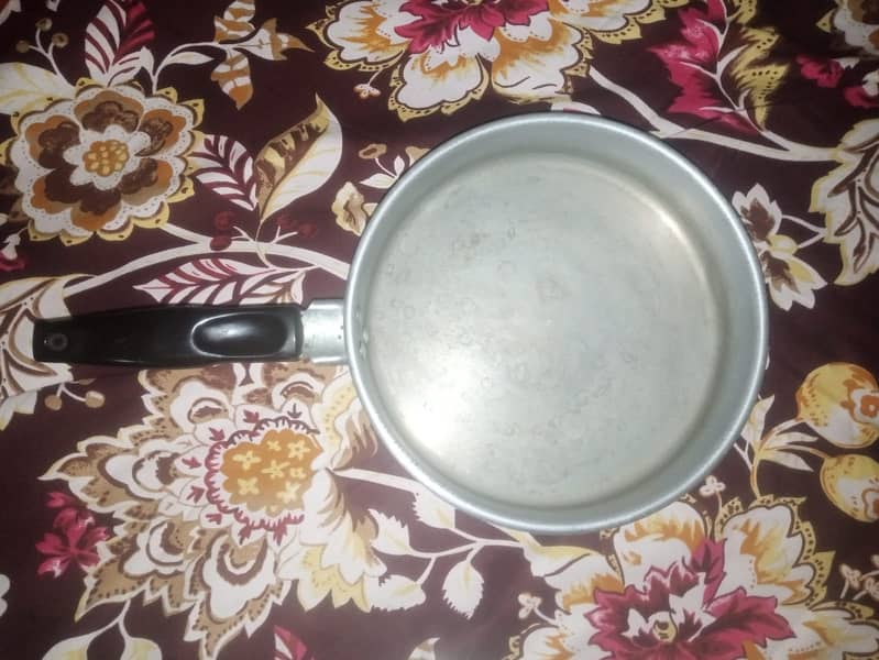 Camping/hiking portable kettle/fry pan/pots utensils 3