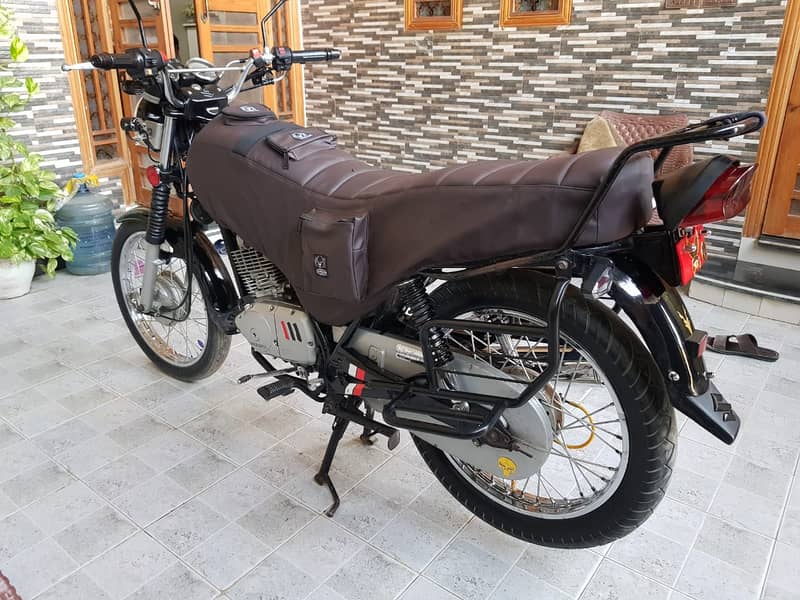 Suzuki GS 150 2015 END 11