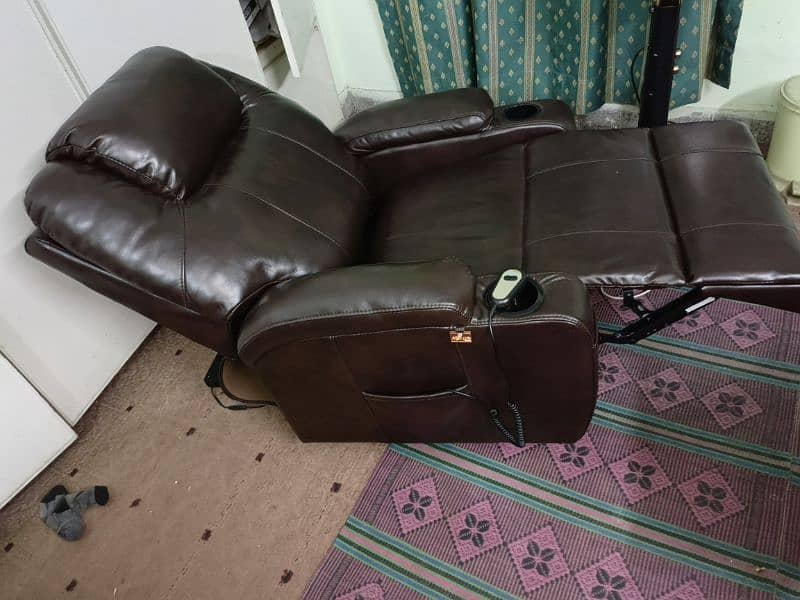 Recliner chair 4