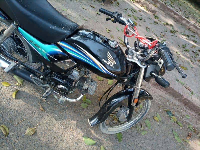 Honda CD 70 dream 6