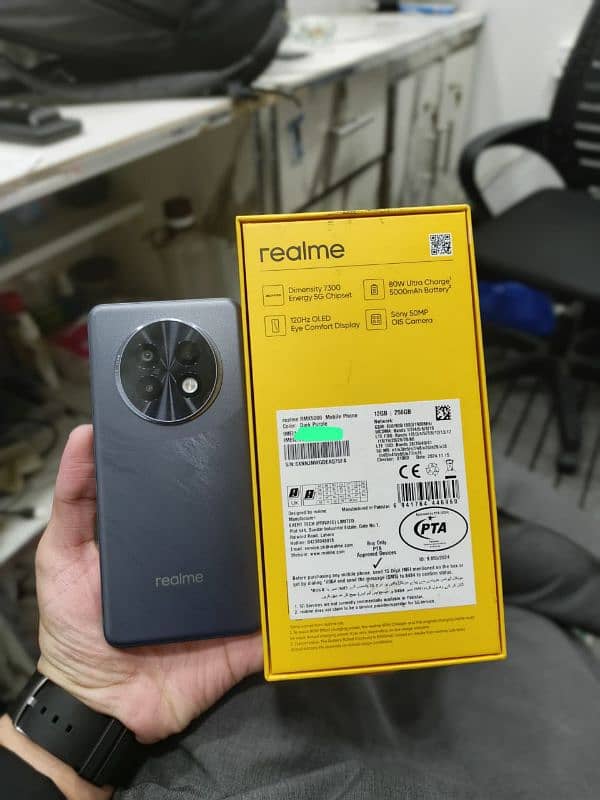 Realme 13 Plus 0