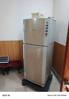 Dawlance Fridge (Refrigerator)