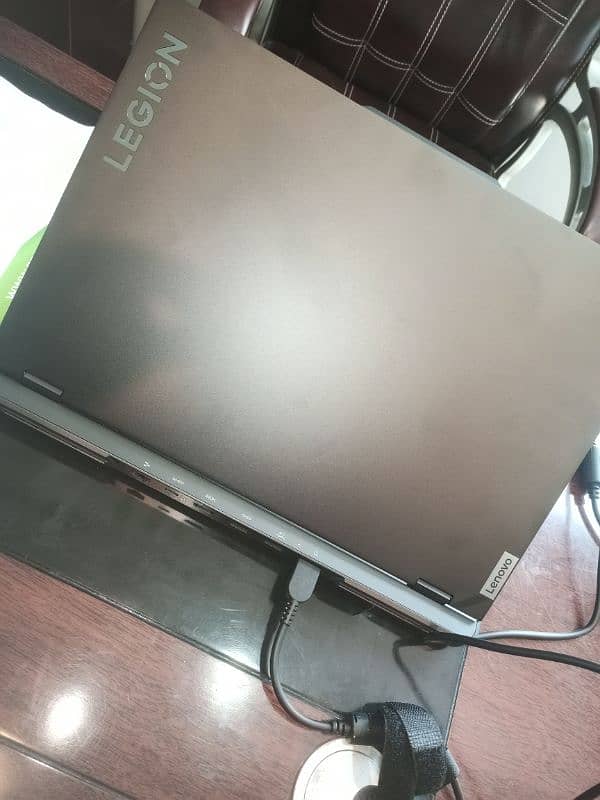 Lenovo Legion Pro 5 16IRX9  (Core i7 14th Gen 16" Intel) 4