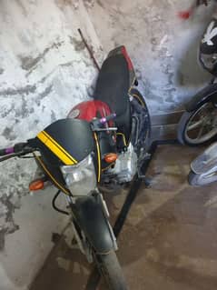 Yamaha ybr