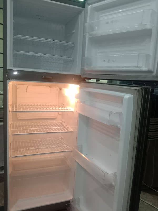 Dawlance fridge in warranty 5 years remaining 1