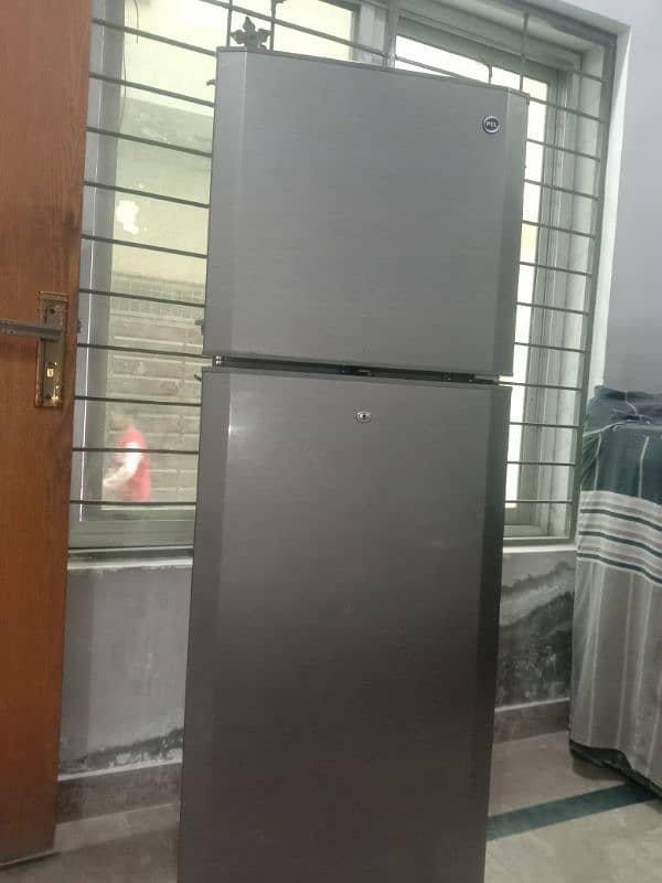 Dawlance fridge in warranty 5 years remaining 8