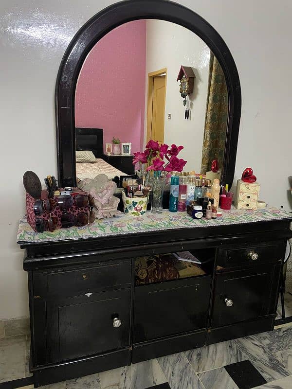 dressing table for sale 1