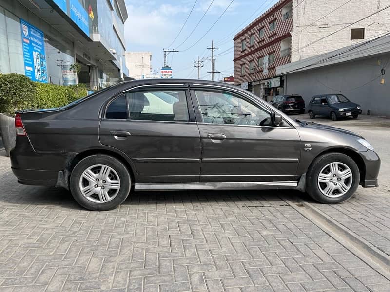 Honda Civic EXi 2005 8