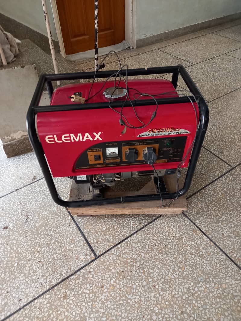 Elemax SH3200EX Sawafuji generator made in japan 0