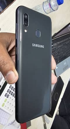 Samsung A30, Super emoled, 4gb, 64gb