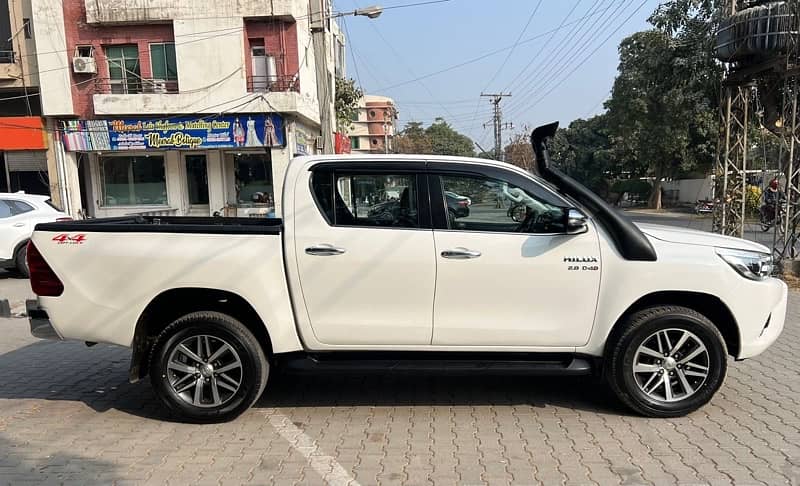 Toyota Hilux 2018 5