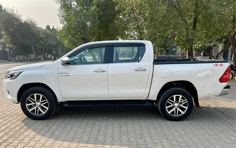 Toyota Hilux 2018 7