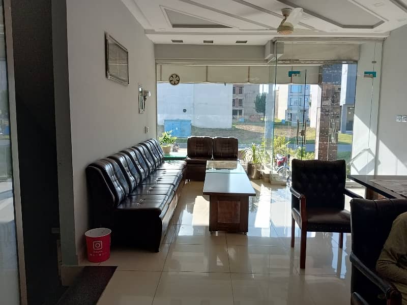 On Excellent Location Citi Housing Society 3 Marla Office Up For rent 4