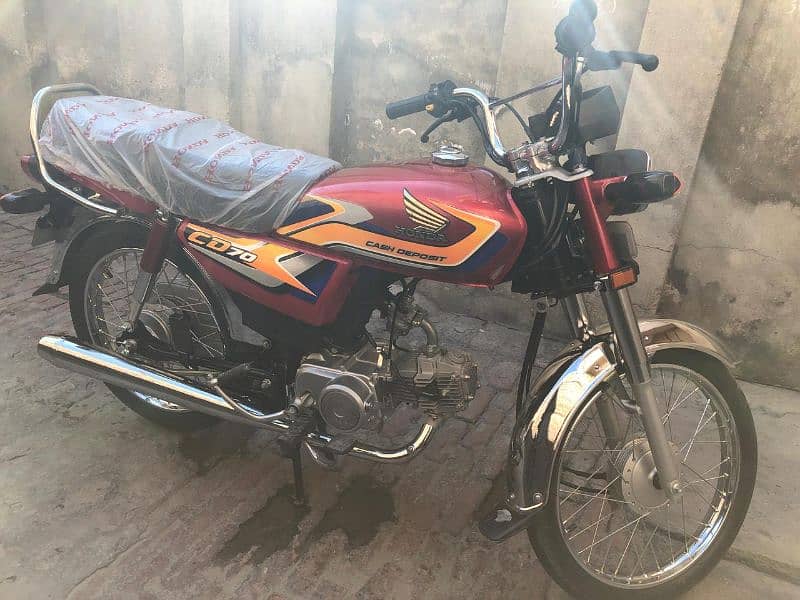 Honda 70 new condition 3