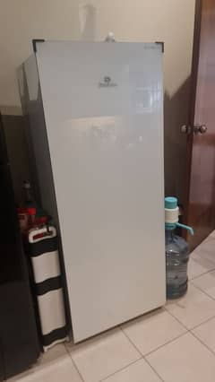 dawlance vertical freezer