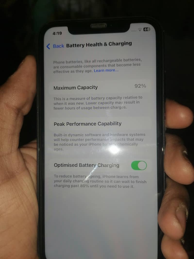 iPhone 11 10by10 Waterpack 92% battery Health With Orignal Charger 4