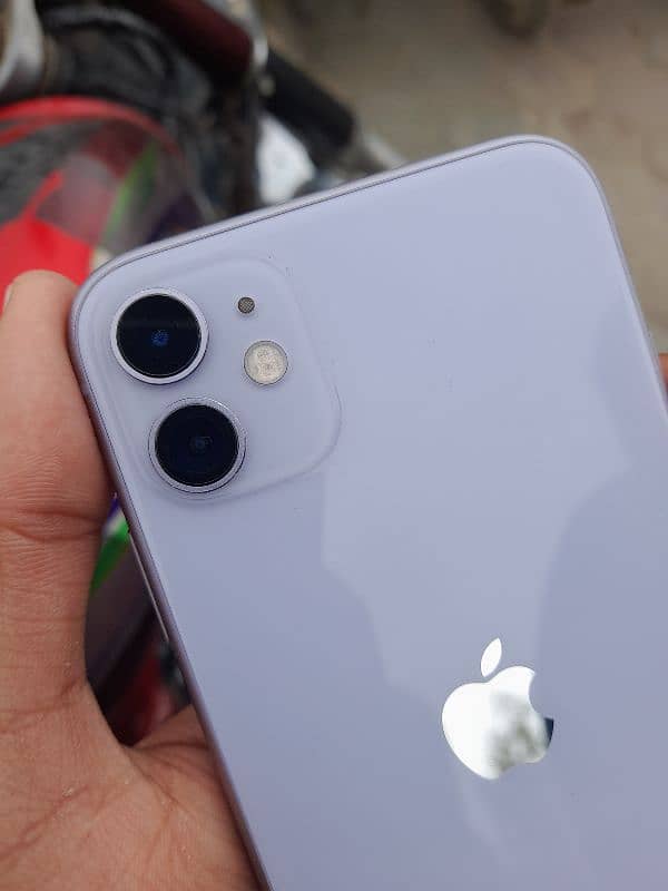 Iphone 11 purple 0