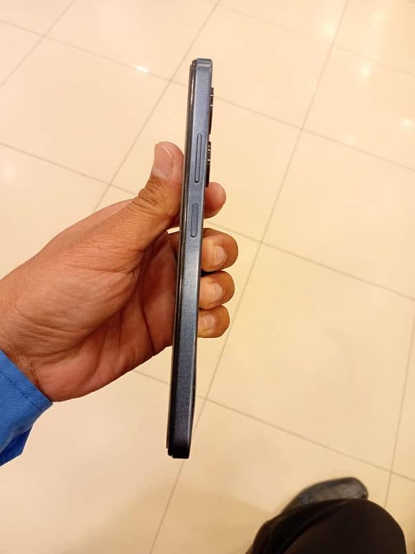 Infinix Smart 8pro 4+4/64gb 4