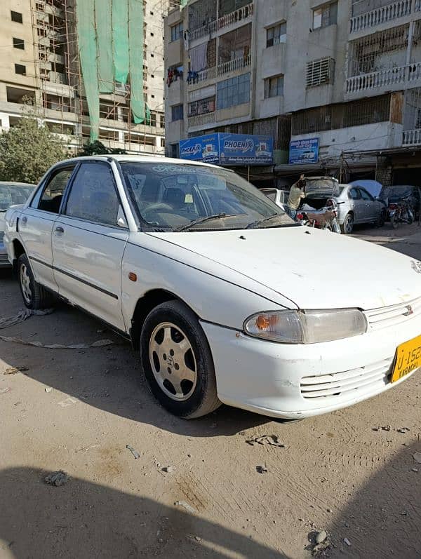 Mitsubishi Lancer 1992 urgent sell 0