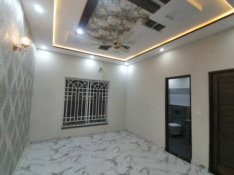 10 Marla Brand New Dubble Storey House Available For Sale In Uet Society College Road Lahore 8