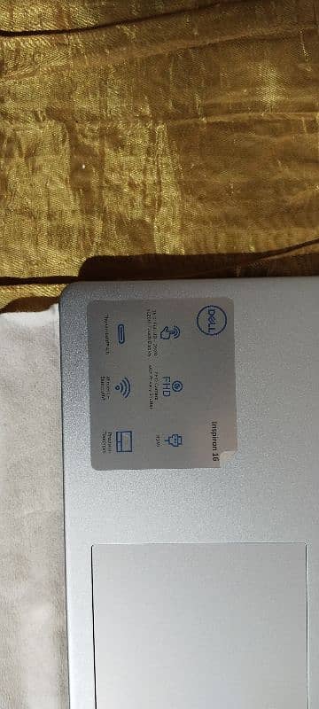 Dell Inspiron 16 7640 2 5