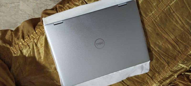 Dell Inspiron 16 7640 2 14