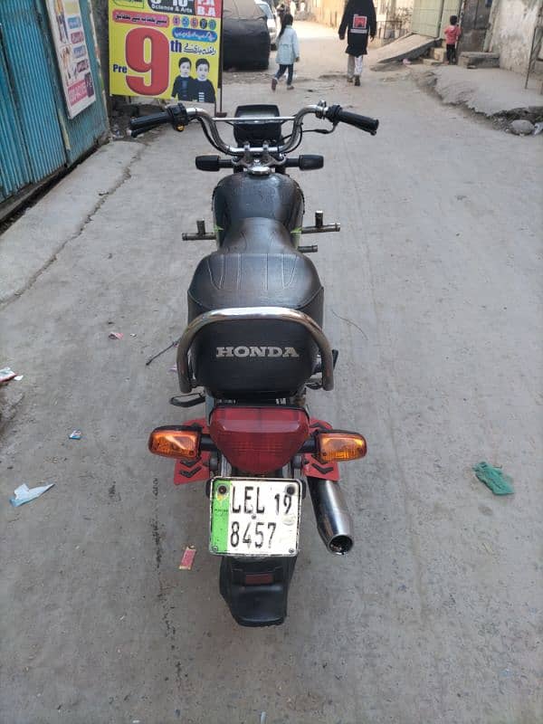 Honda CD70 Best Bike 2