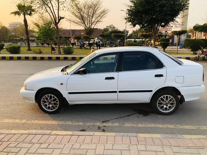 Suzuki Baleno 2000 3