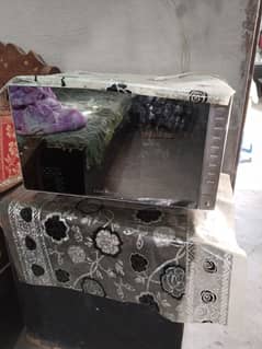 Microwave oven with Grill