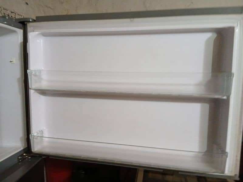 hitachi refrigerator 8