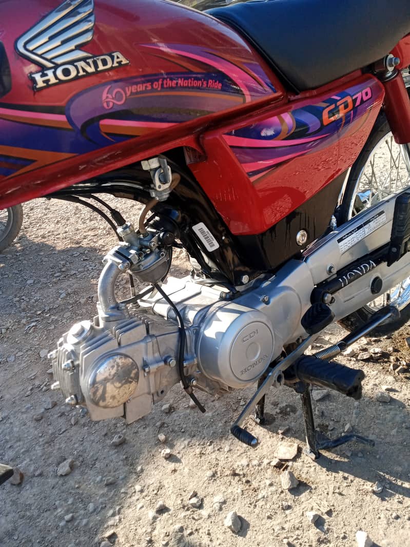 Honda CD 70 for urgent sale 4