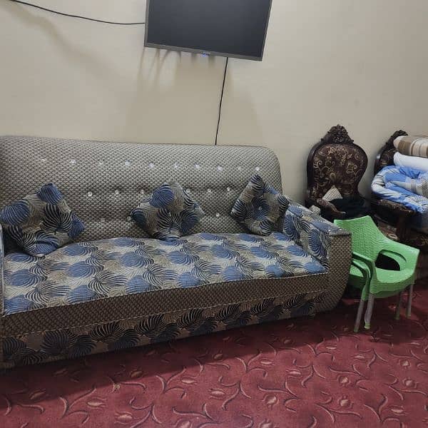 seven seater sofa set good condition 2